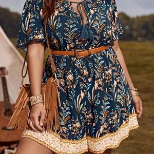 SHEIN Plus Floral Print Tie Front Flutter Sleeve Romper Without Belt 4XL